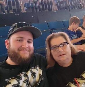 Meet your Posher, Janet